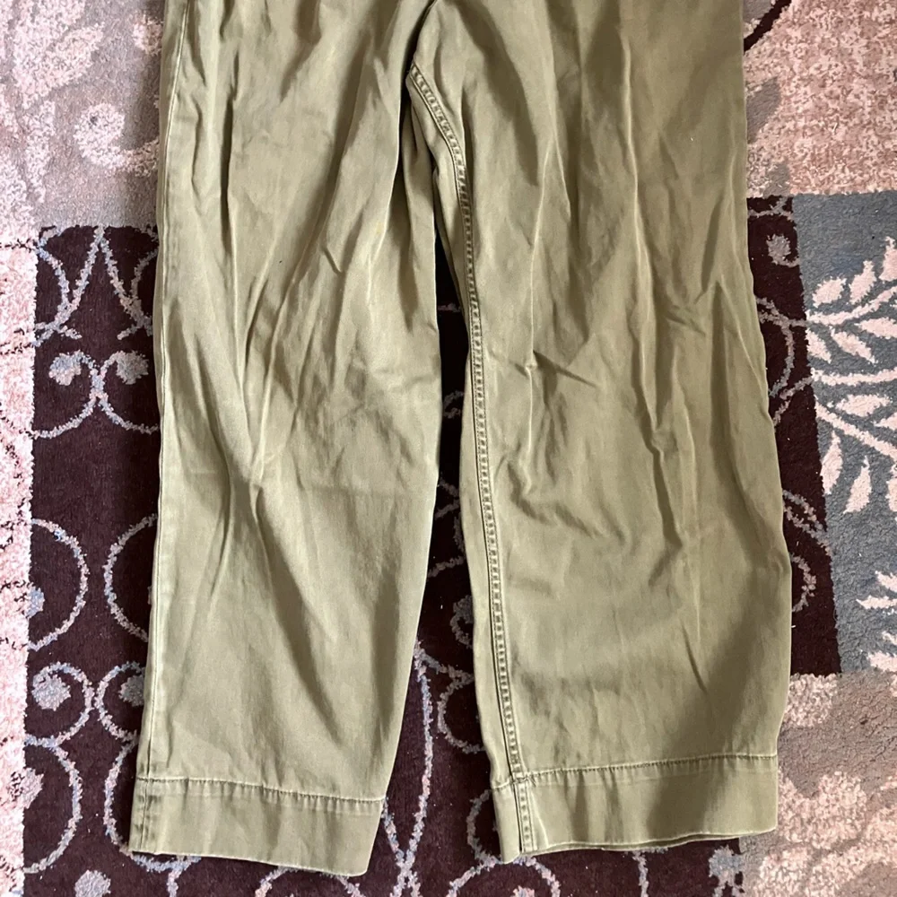 J crew High Waist Wide Leg‎ Chino Green